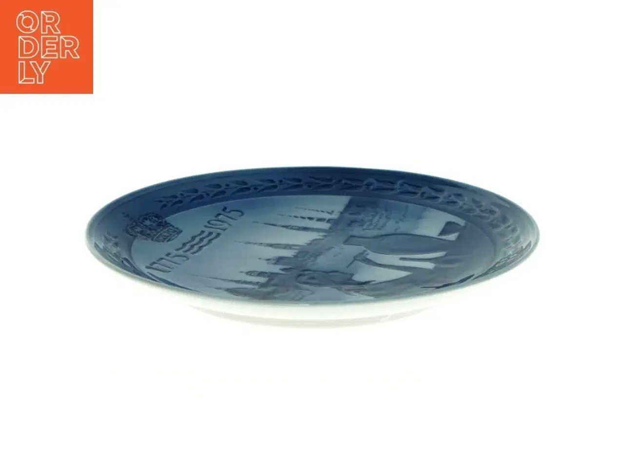 Billede 4 - Royal Copenhagen årsjubilæumsplatte 1975 fra Royal Copenhagen (str. Diameter 18 cm)