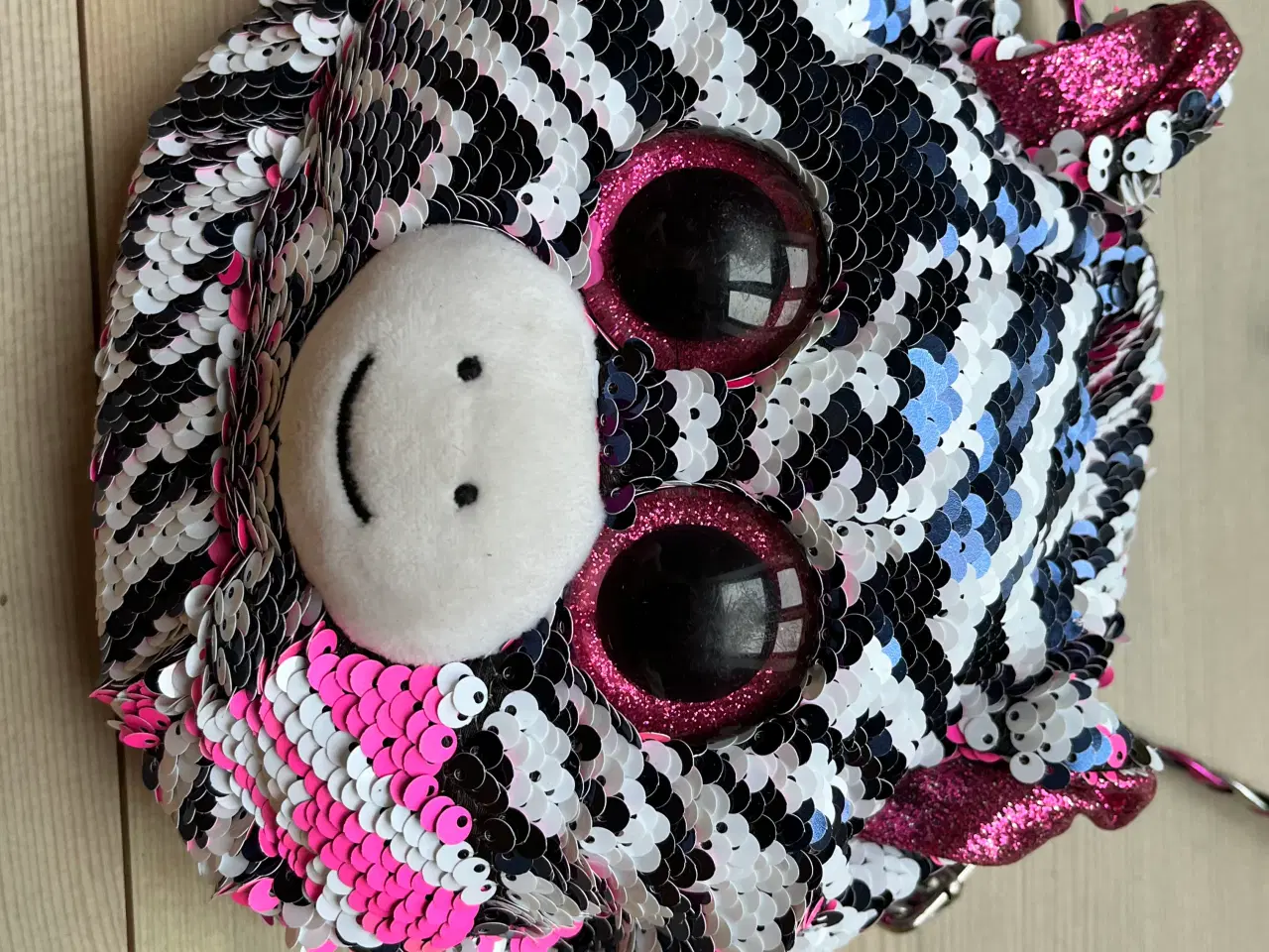 Billede 1 - TY taske med pailletter