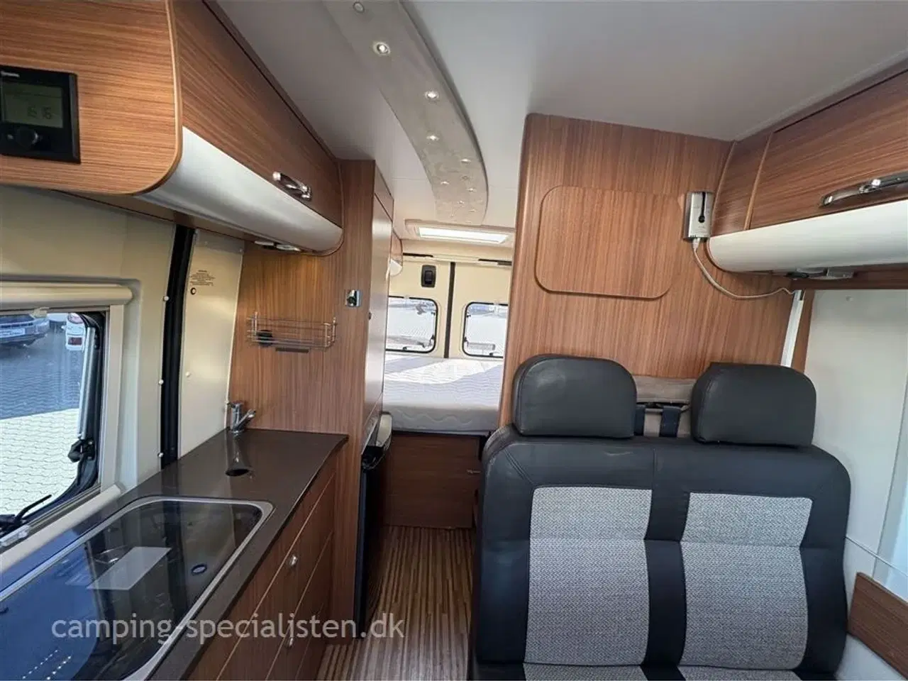 Billede 9 - 2014 - Adria Twin 600 SP   Adria Twin 600 SP 2014 - Se den nu hos Camping-Specialisten.dk