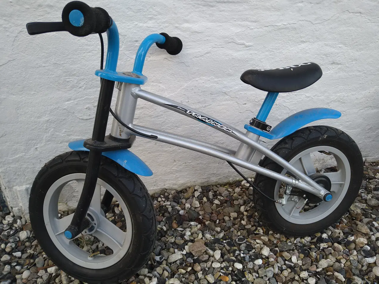 Billede 1 - Løbecykel