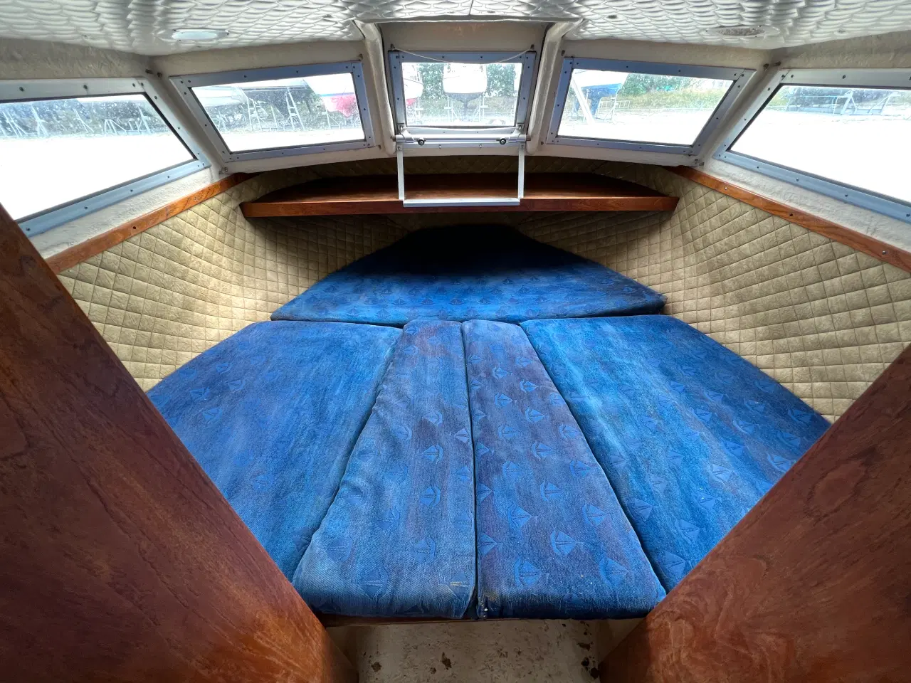 Billede 4 - Uttern 590