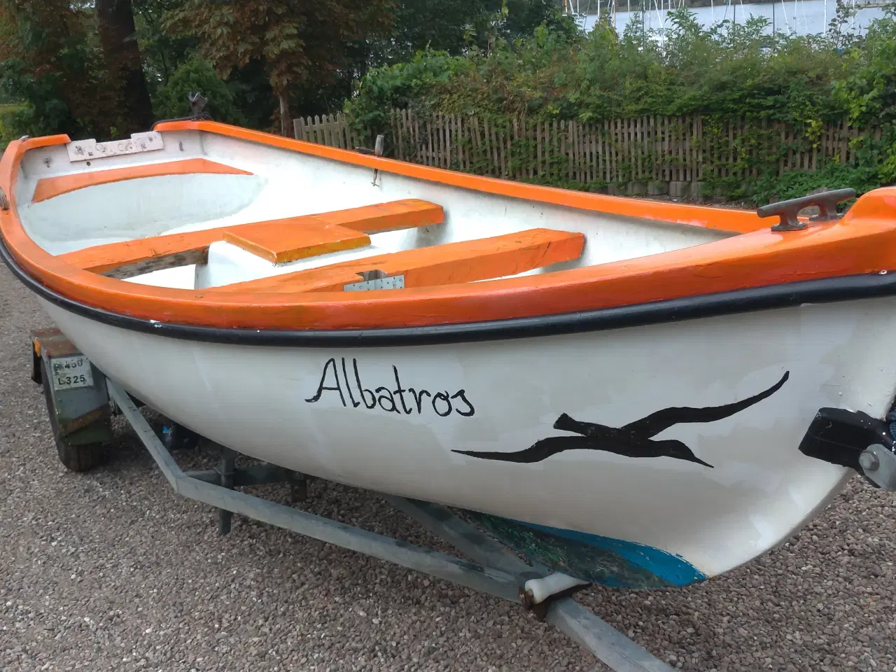 Billede 1 - Velholdt Fiskerjolle