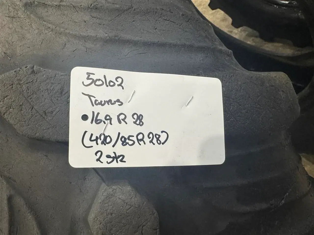 Billede 2 - Taurus 16.9R28 420/85R28