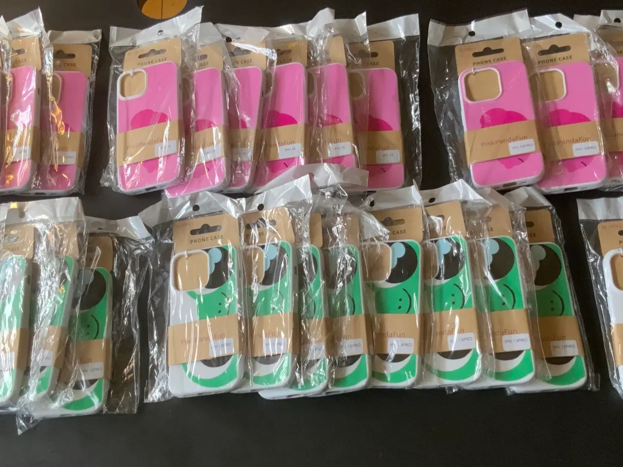 Billede 1 - 29 stk. Mobilcover ( iPhone cover ) i Pink og Grøn