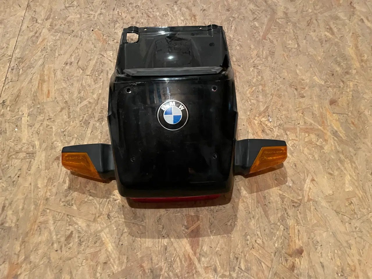 Billede 2 - Sæderamme med blinklys/baglygte BMW K modeller 