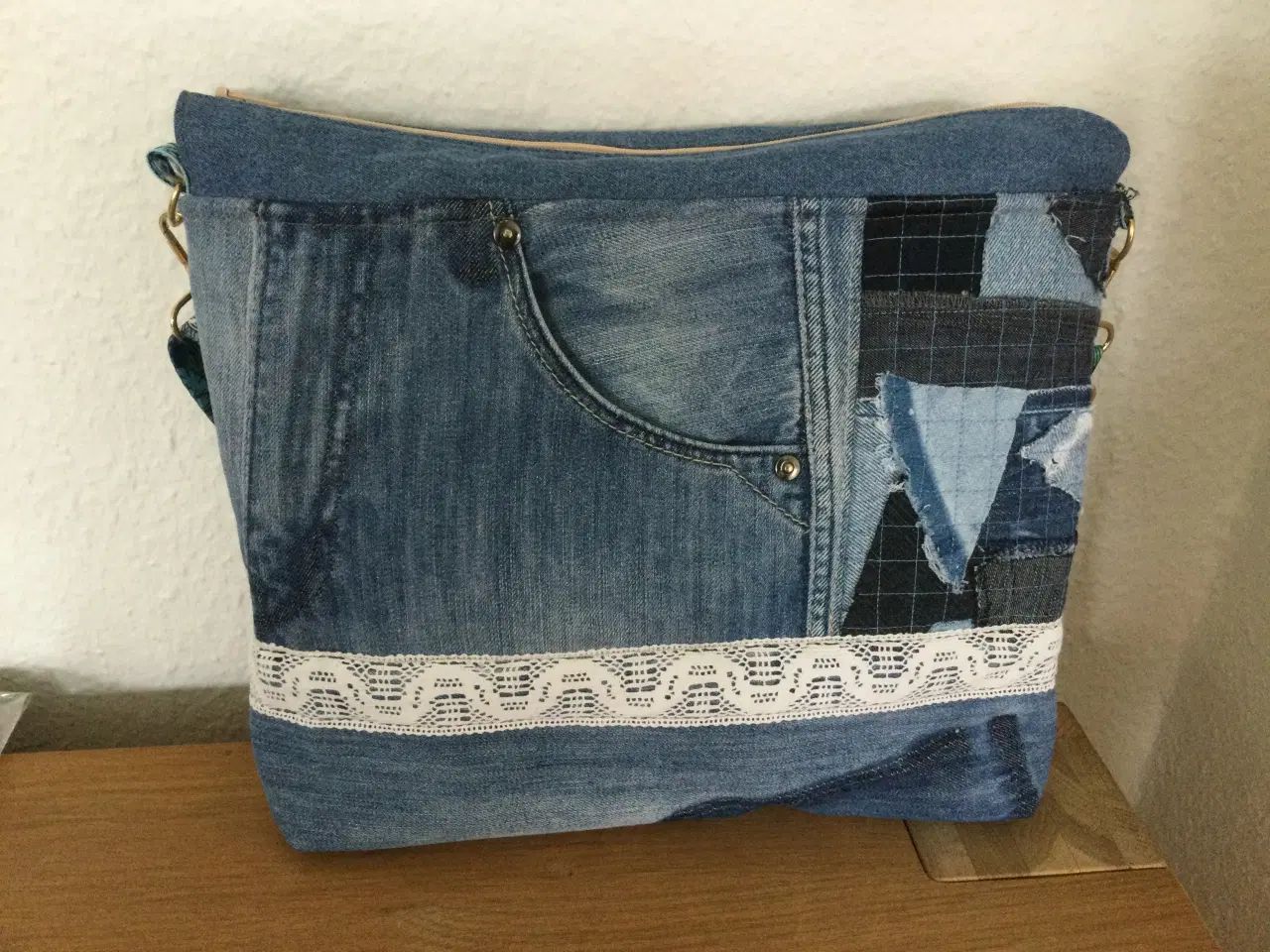 Billede 1 - Taske af jeans