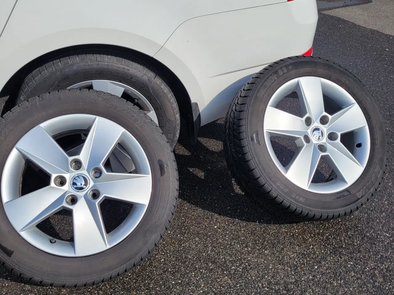 Billede 1 - Skoda alufælge 16