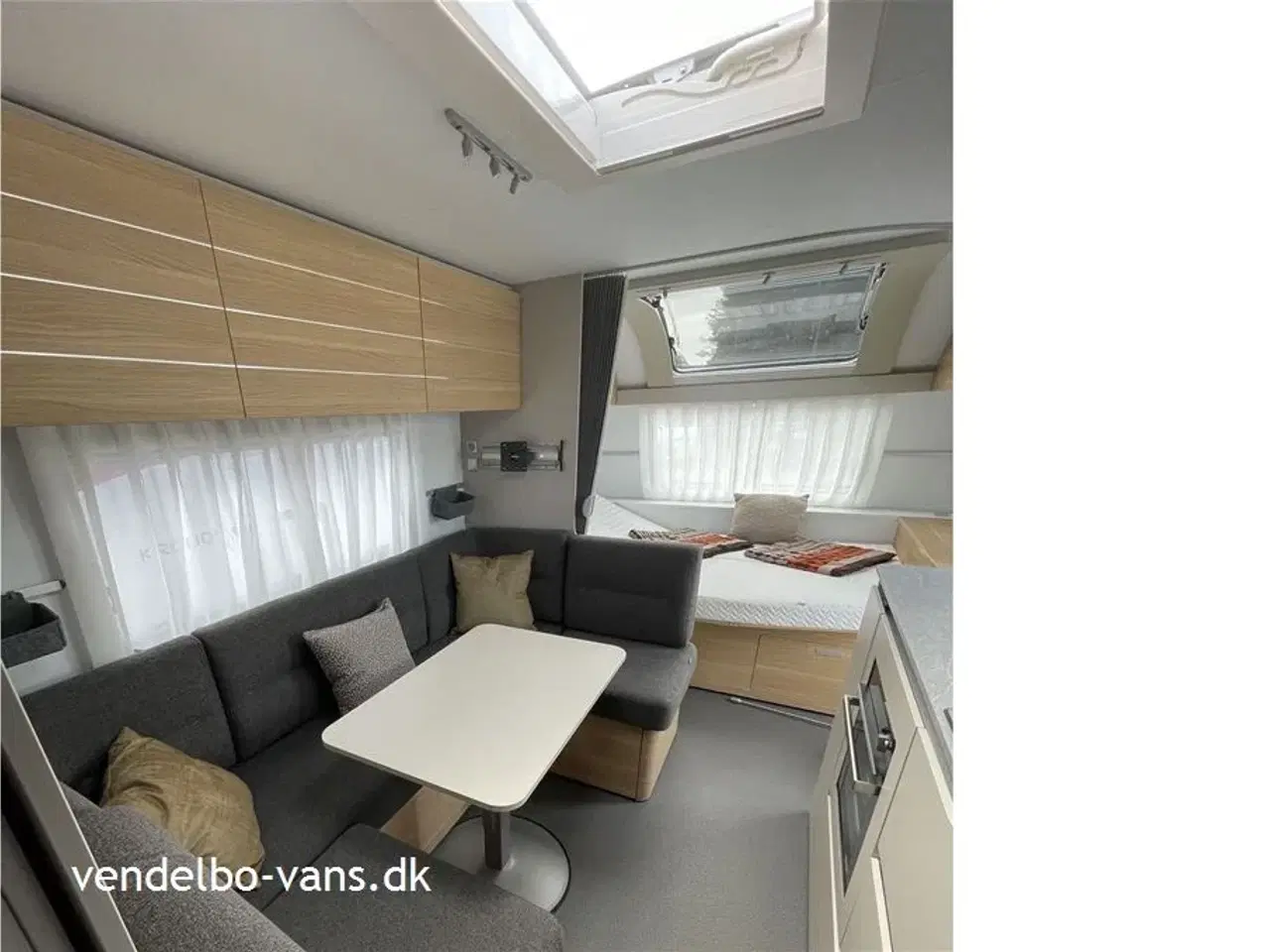 Billede 10 - 2024 - Adria Adora 673 PK Twin   Plads til hele familien