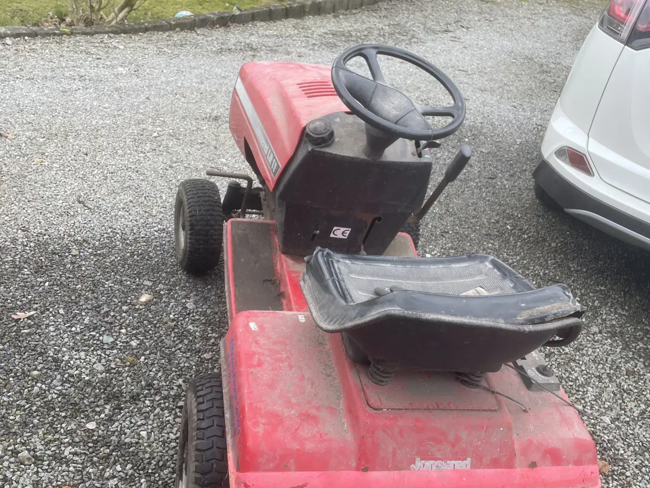 Billede 6 - Jonsered havetraktor LR11. Traktoren