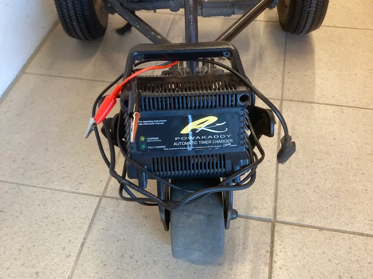 Billede 5 - Velholdt EL GOLFVOGN med lader og batteri
