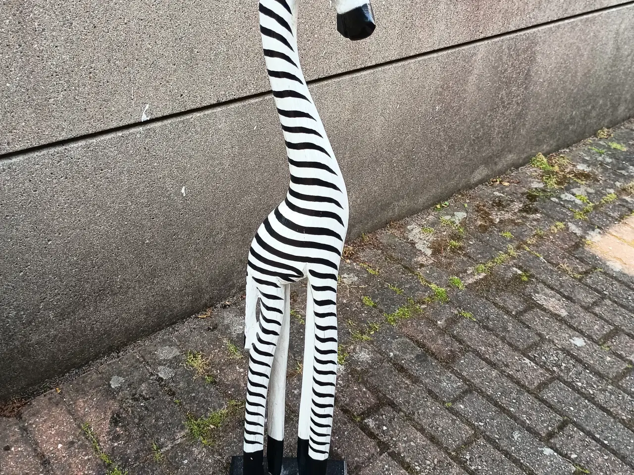 Billede 2 - Zebra figur i træ, sort hvid 