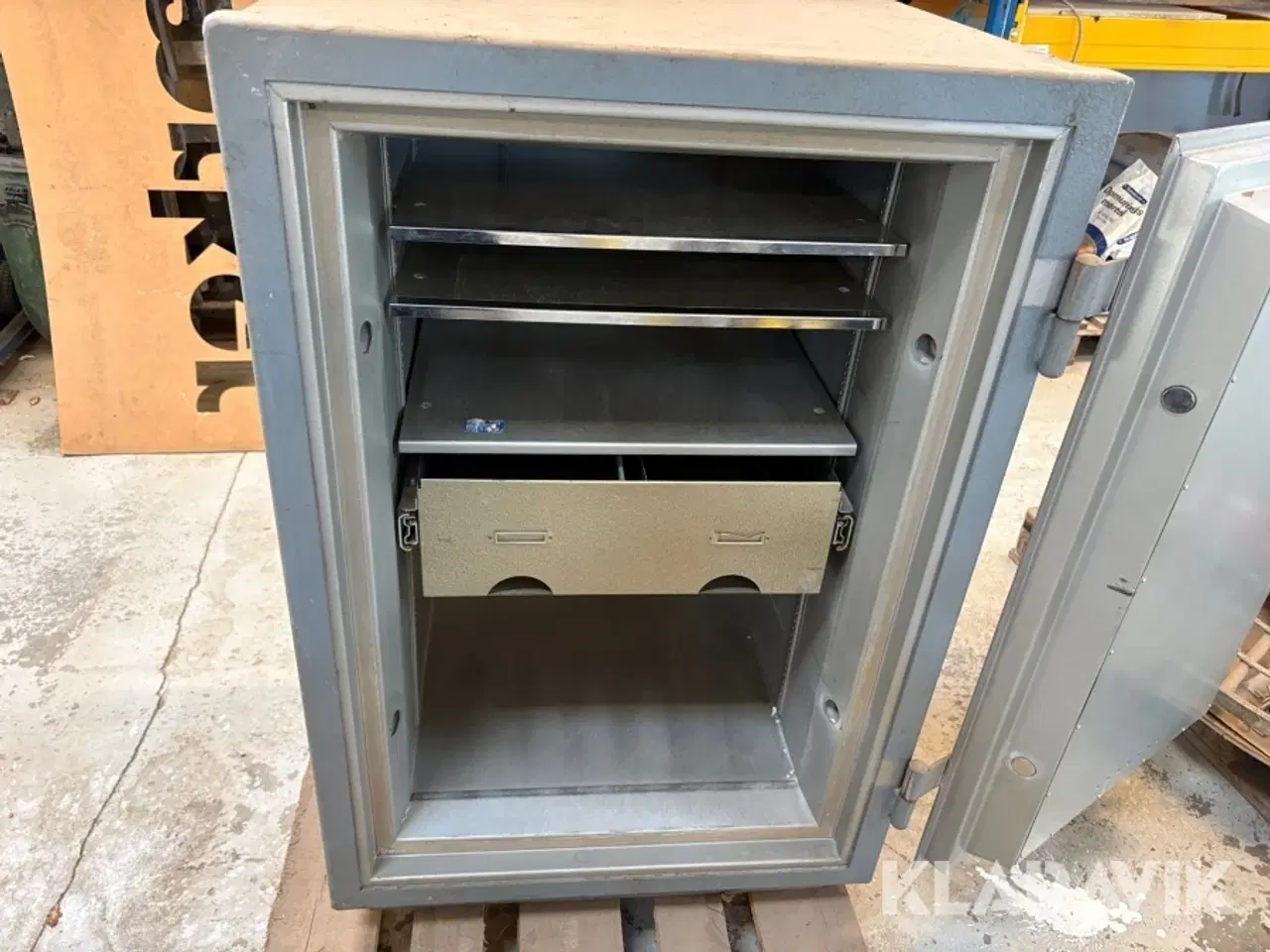 Billede 7 - Pengeskab Jøli