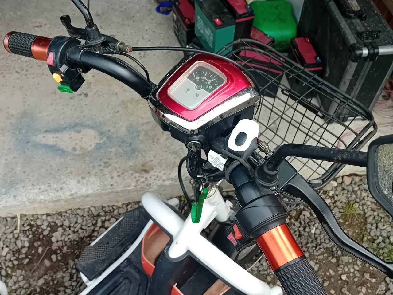 Billede 5 - Fantastisk fin scooter 48V med sprit nye batterier
