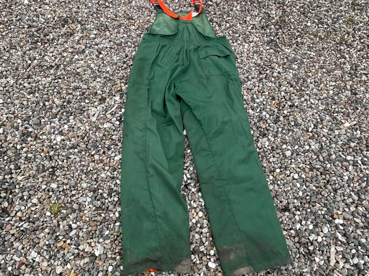 Billede 4 - Gode Brugte Skærebukser til kædesav