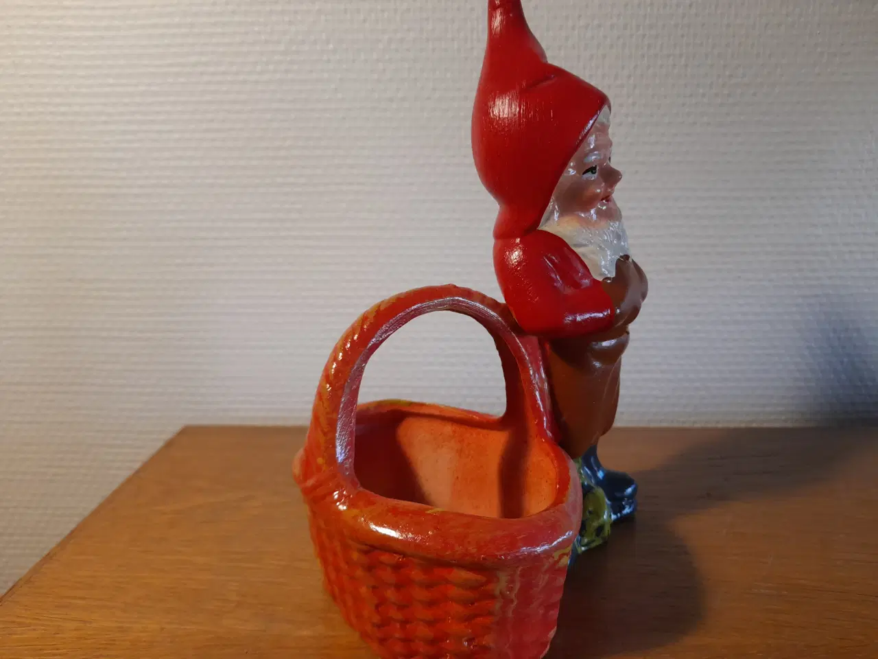 Billede 5 - Gammel nisse, velholdt.