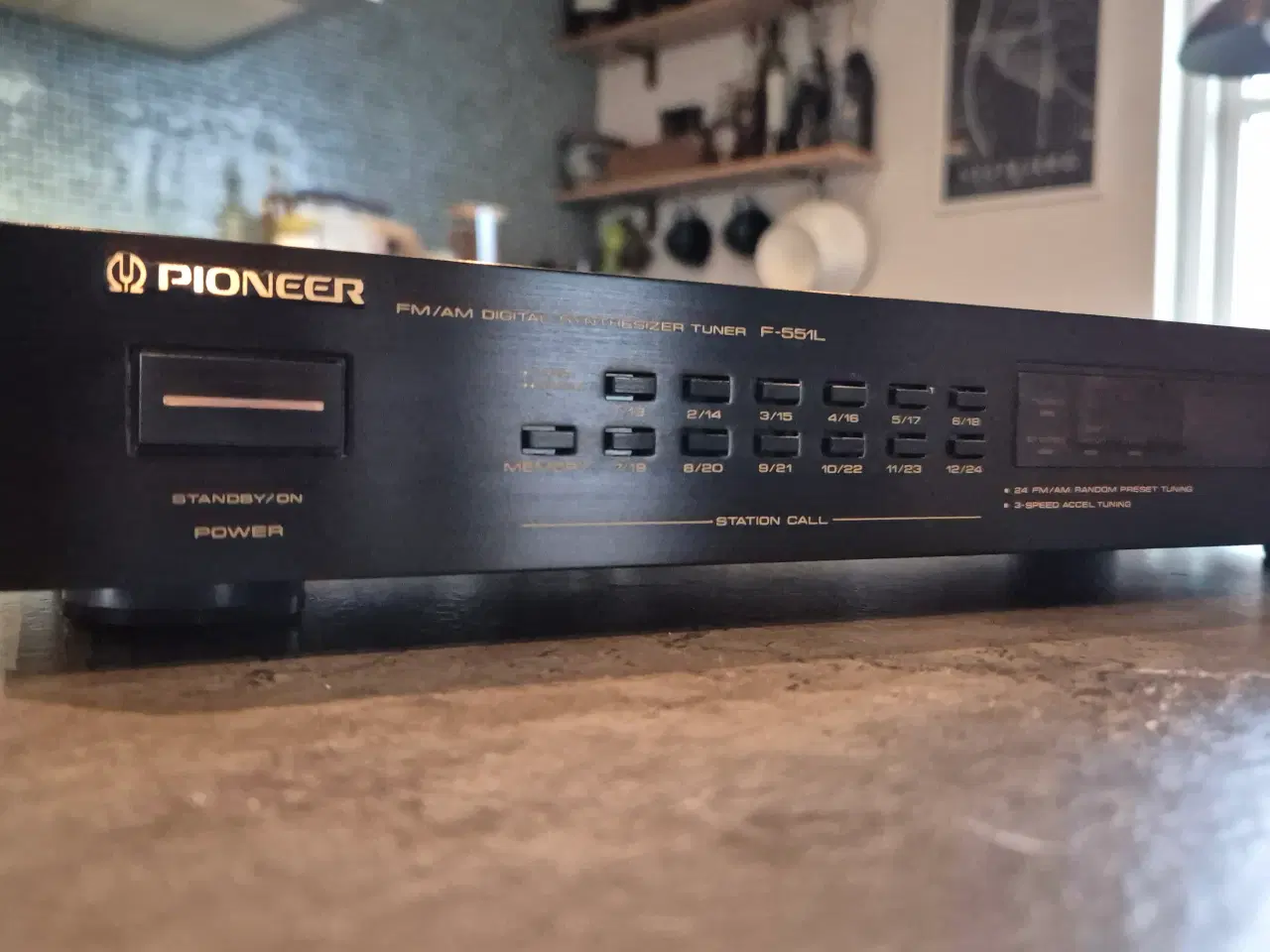 Billede 1 - Pioneer F-551L tuner