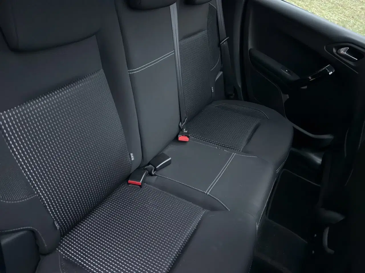 Billede 17 - Peugeot 208 1,5 BlueHDi 100 Allure Sky