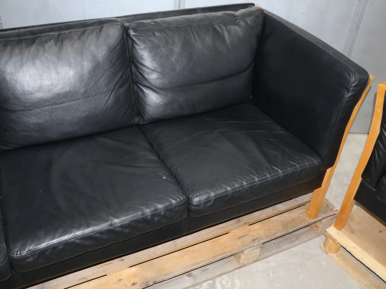Billede 7 -  Stouby sofagruppe i sort læder