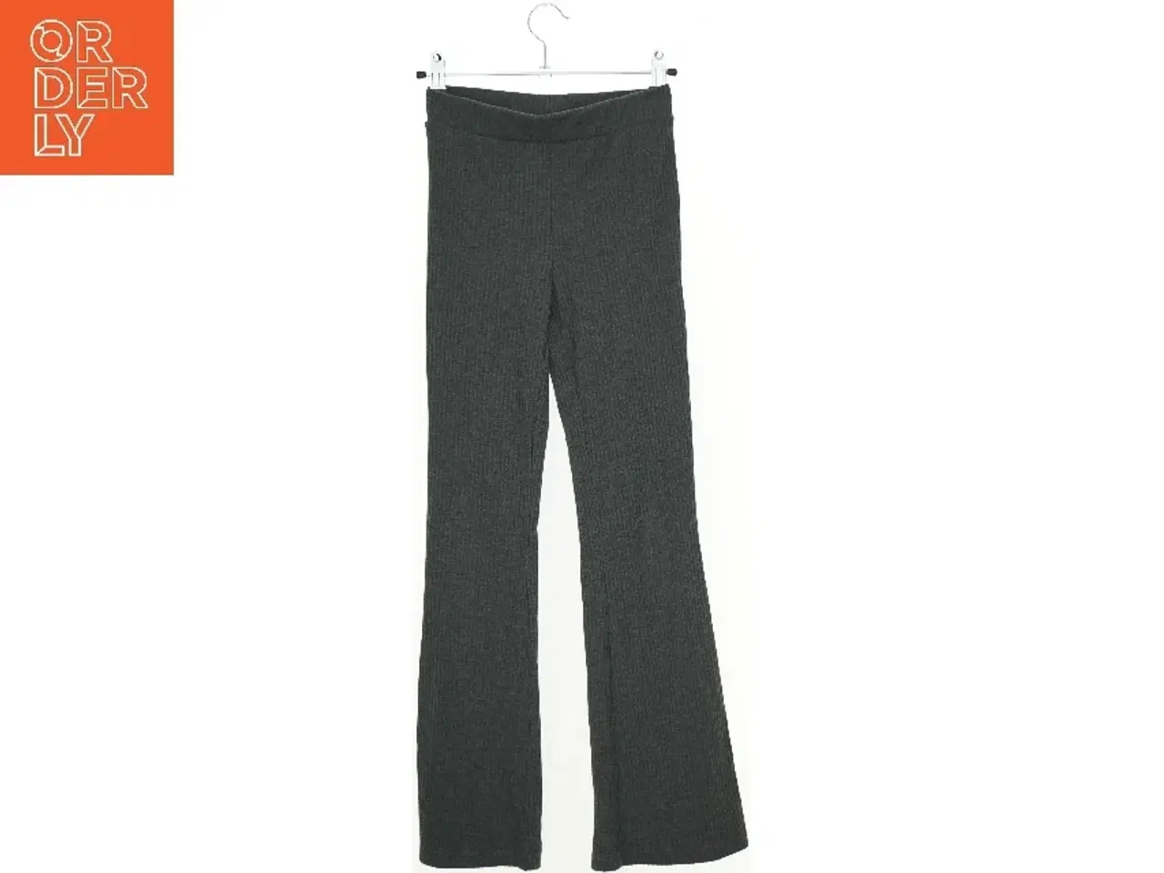 Billede 2 - Bukser fra H&M (str. 146 cm)