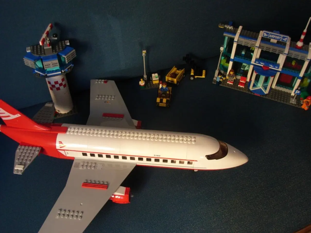 Billede 3 - Lego city  Lufthavn 3182 