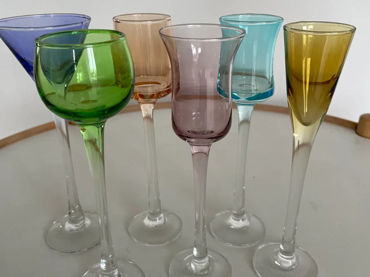 Billede 1 - Snapseglas 6 stk kulørte