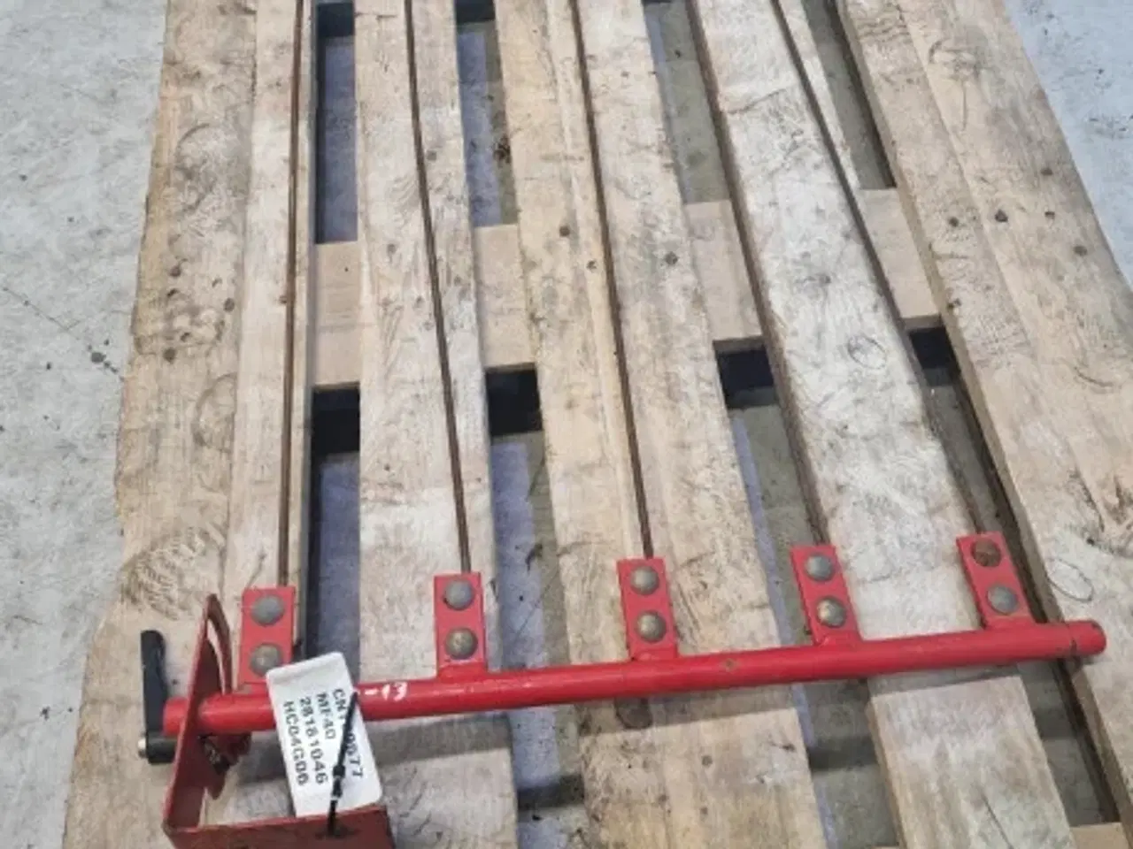 Billede 3 - Massey Ferguson 40 Hængselrør 28181527