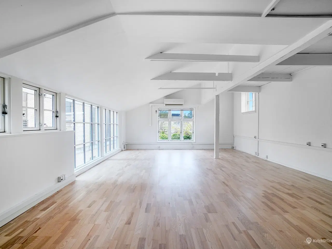 Billede 9 - Ønsker i jer et unikt lejemål med en bred vifte af anvendelsesmuligheder herunder revisor eller andre former for lignende erhverv.