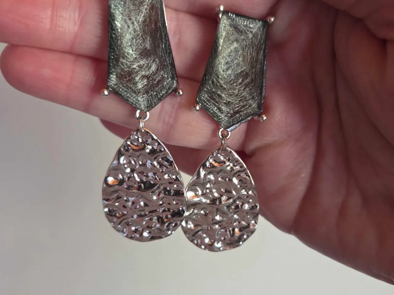 Billede 9 - Vila grey stone øreringe