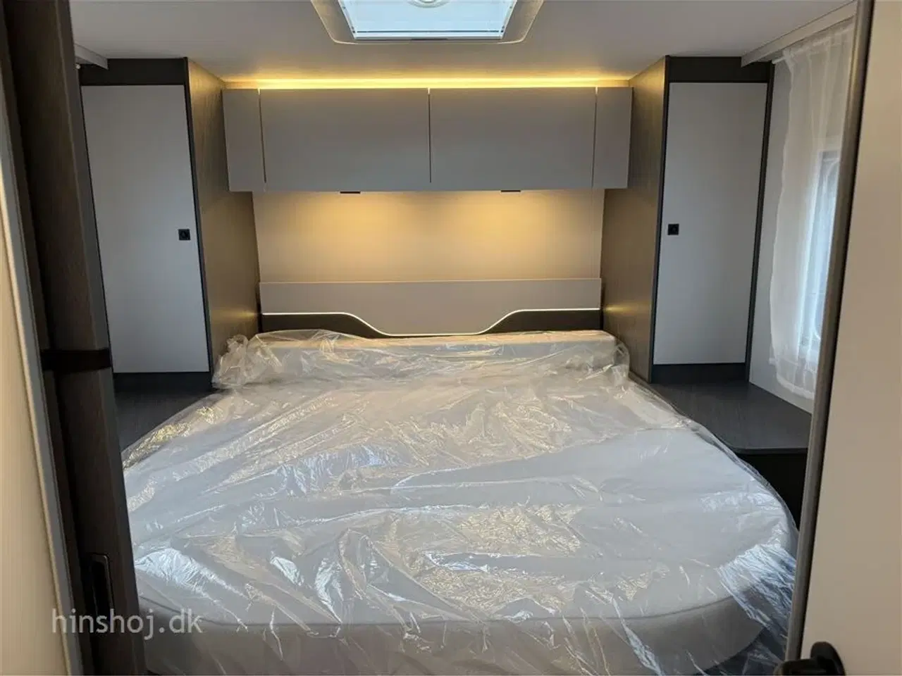 Billede 16 - 2026 - Etrusco I 7400 QBC Scandic Edition   Etrusco by Hymer er Italiensk Elegance og Komfort fra Hinshøj Caravan