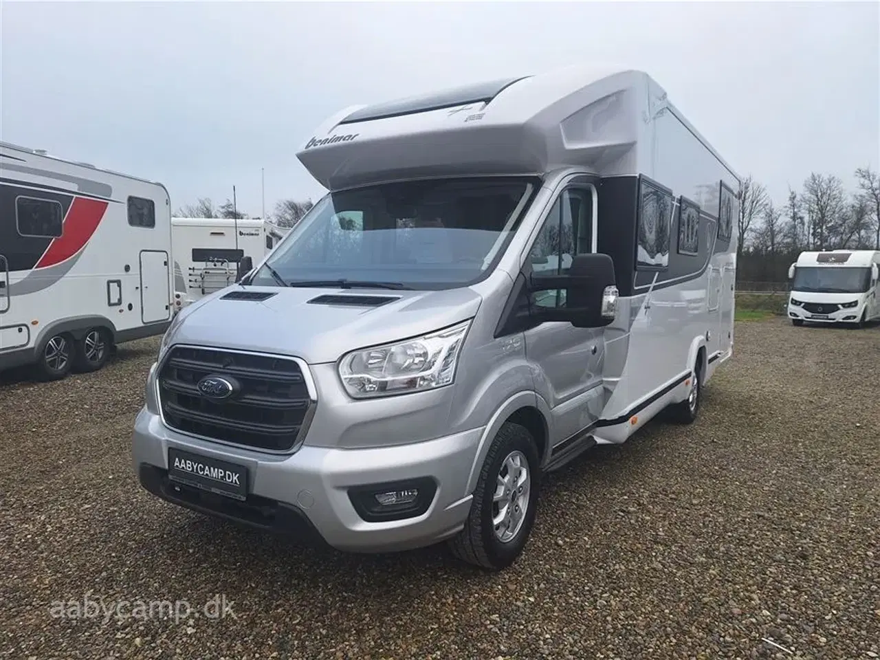 Billede 4 - 2024 - Benimar Tessoro T468 Special Edition Automat gear. NK pakke. varme i spildevandstank. bakkamera. markise. lithium batteri. cykelstativ.