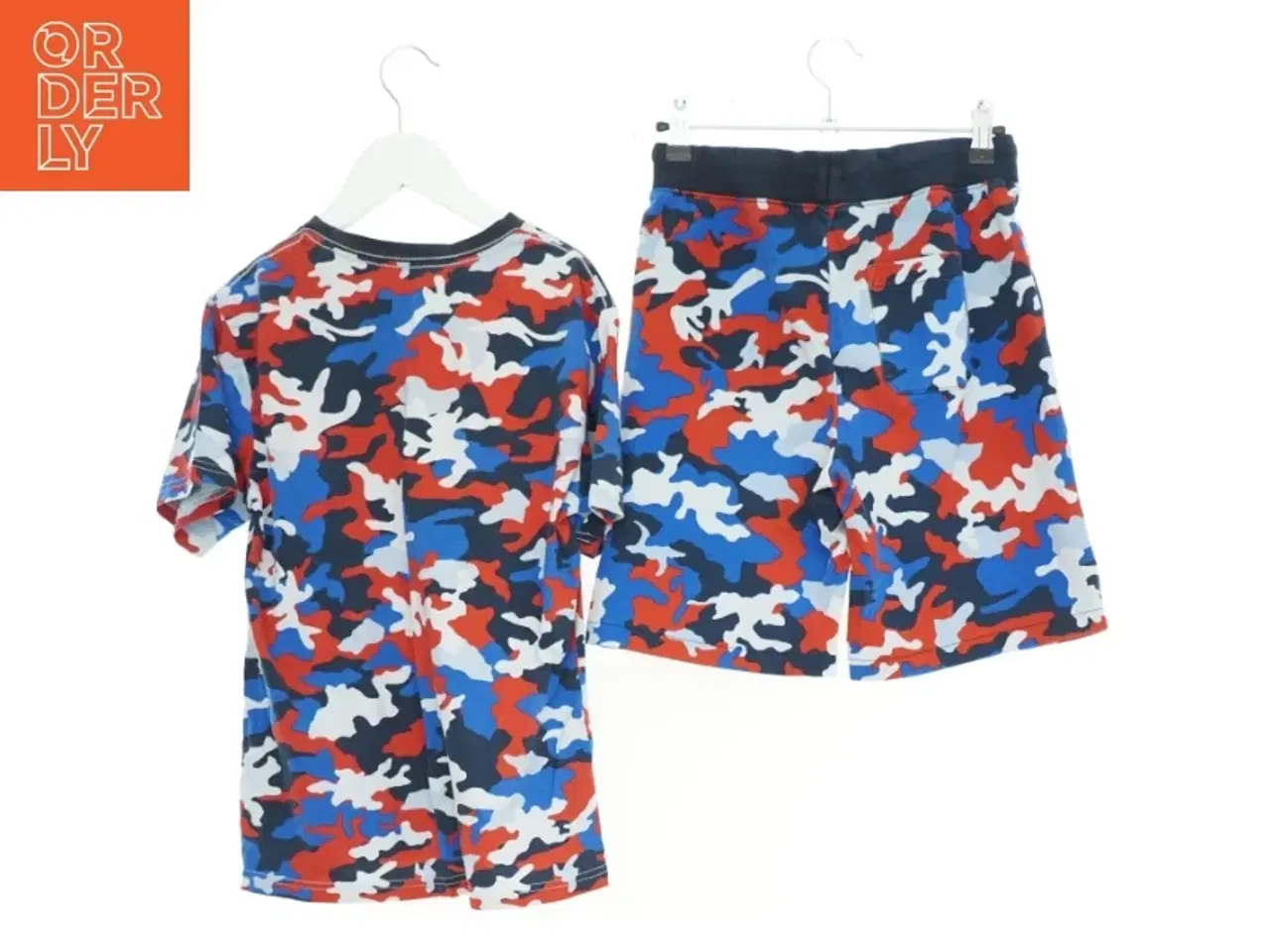 Billede 2 - Ralph Lauren shorts og t-shirt sæt (str. 152 cm)