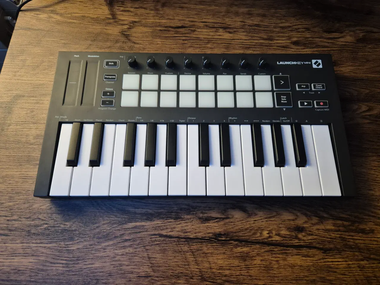 Billede 1 - Novation Launchkey Mini mk3 - Midi keyboard