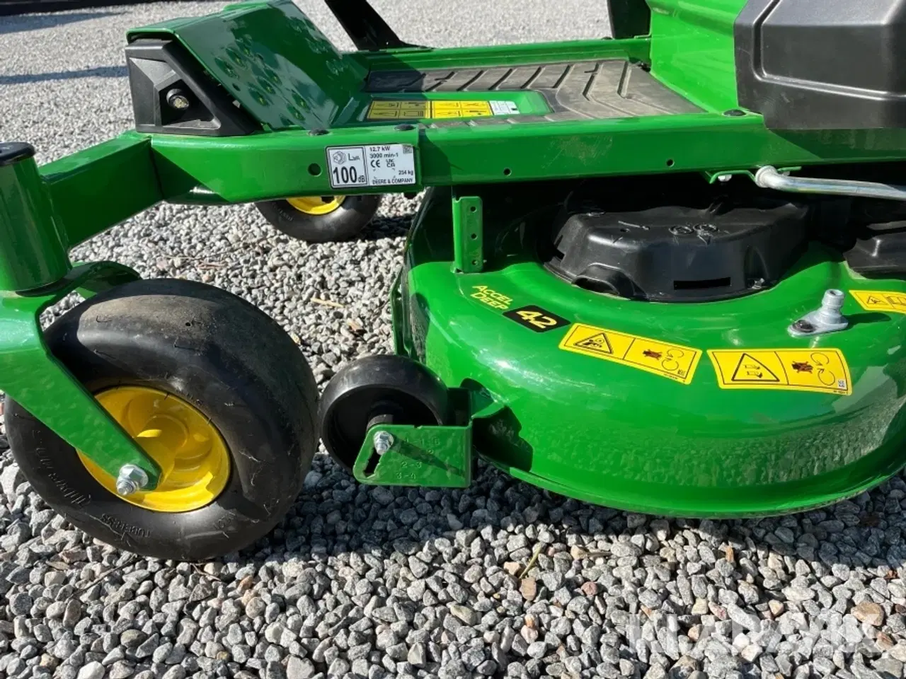 Billede 10 - Plæneklipper John Deere Z 320 R
