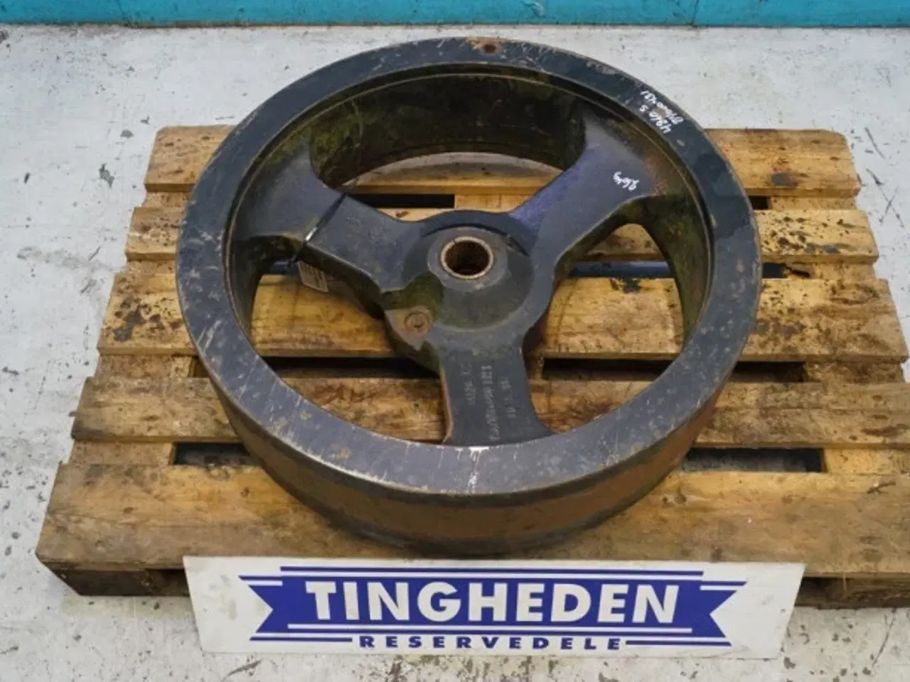 Billede 2 - New Holland 4860 Svinghjul 84000431