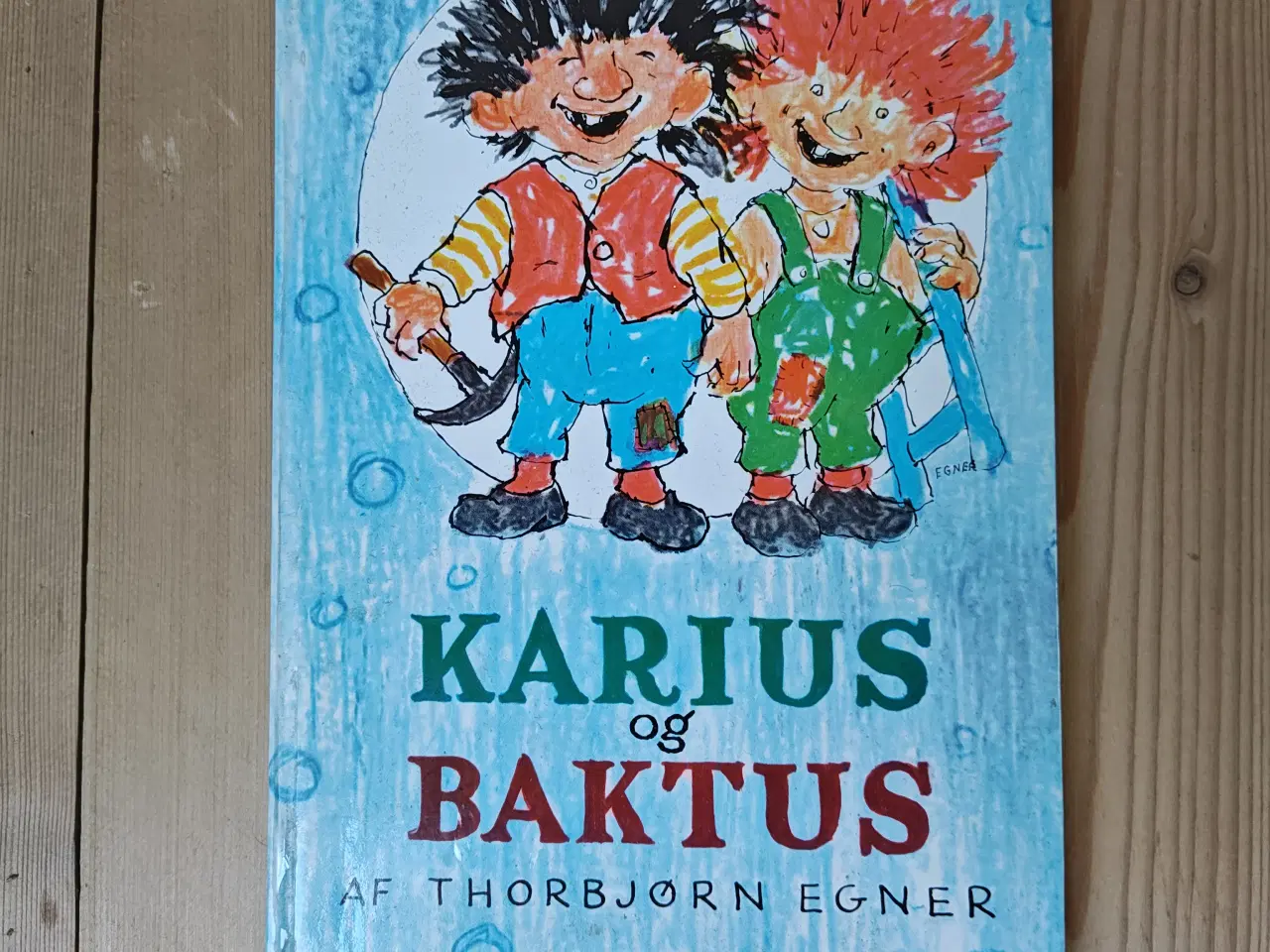 Billede 1 - Karius og Baktus Bog