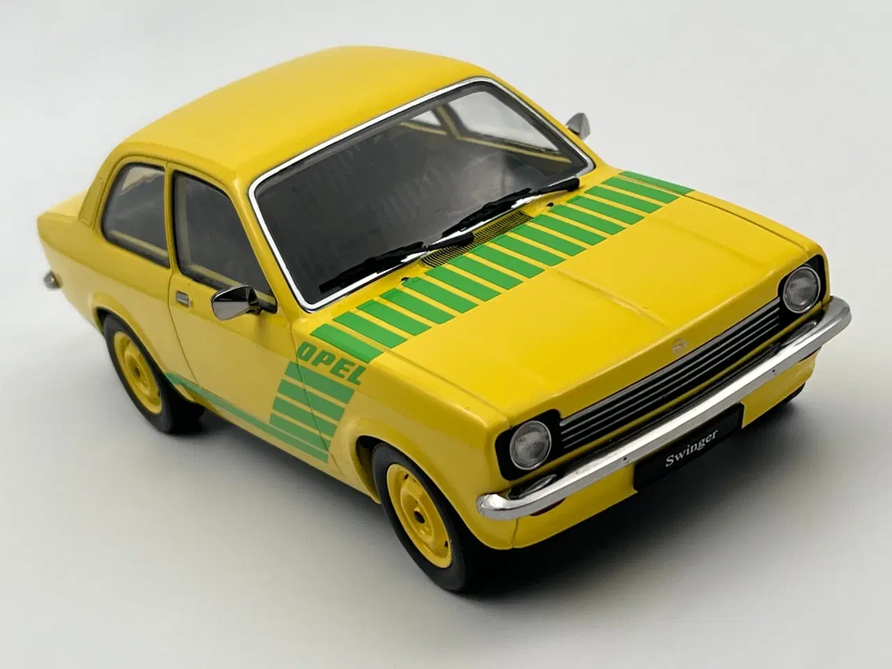 Billede 4 - 1975 Opel Kadett C Swinger 1:18