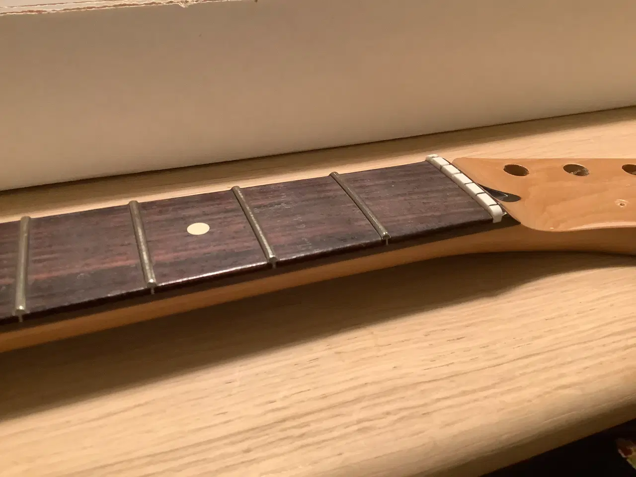 Billede 2 - Fender Neck Tele RSTD Flat Oval RW