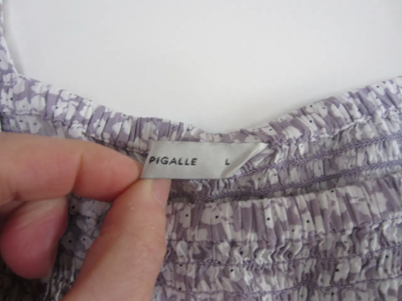 Billede 3 - Fin bluse fra Pigalle i str. L