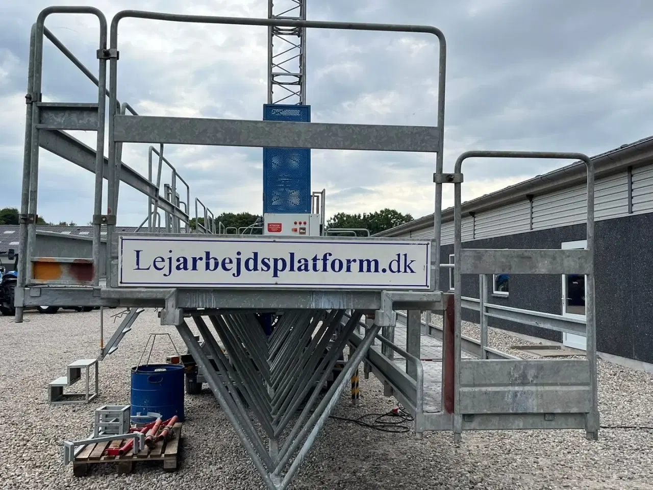 Billede 9 - Mega-Tower Byggeelevatorer arbejdsplatformen, Byggeelevatorer, mastklatreplatforme, byggehejs, Climber, buildclimber