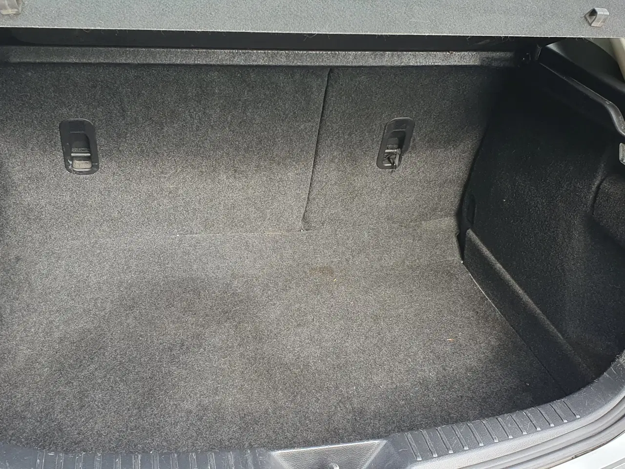 Billede 5 - Mazda 3 Hatchback 1,6 Årgang 2009