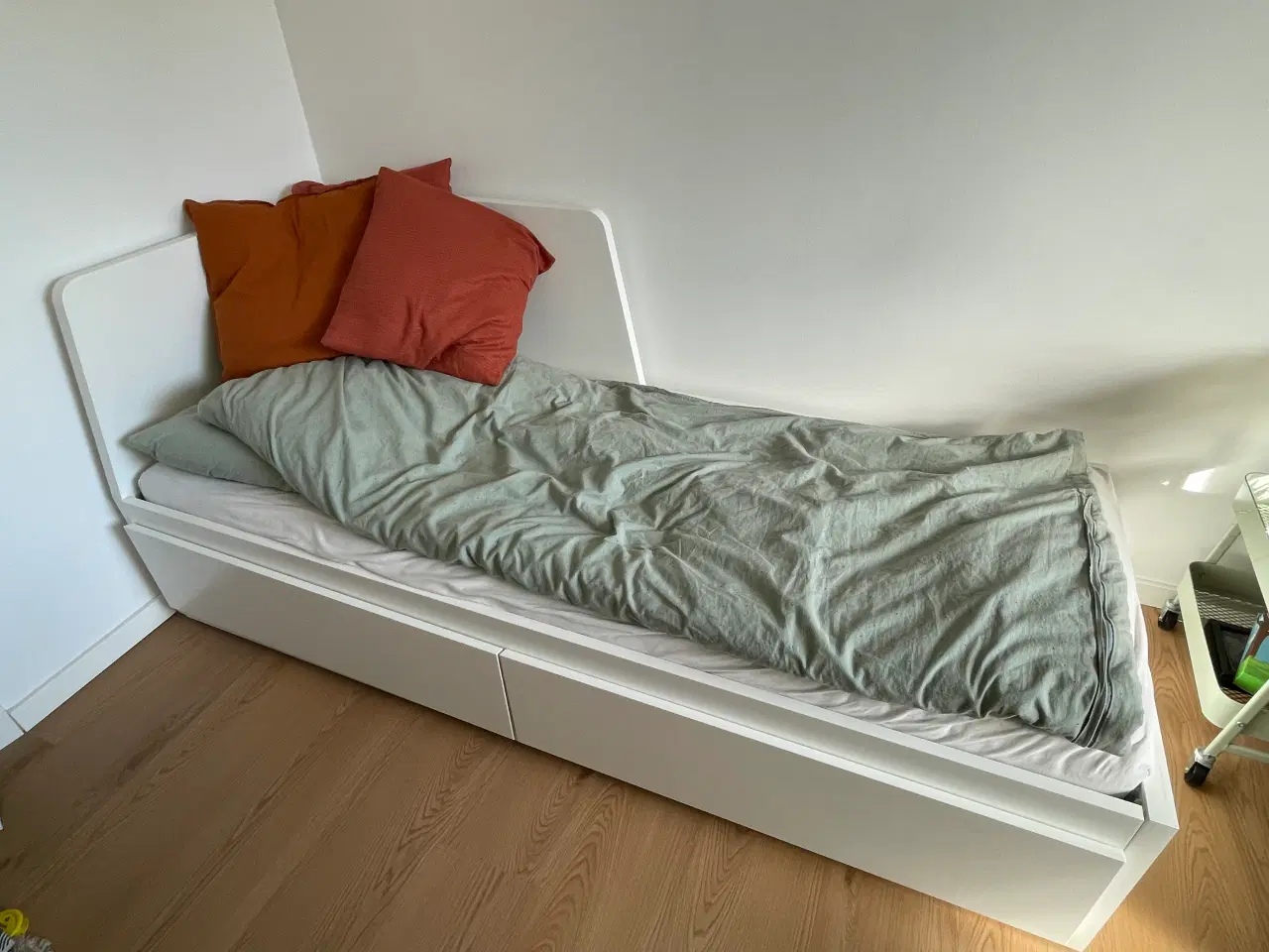 Billede 2 - Seng i fin stand 