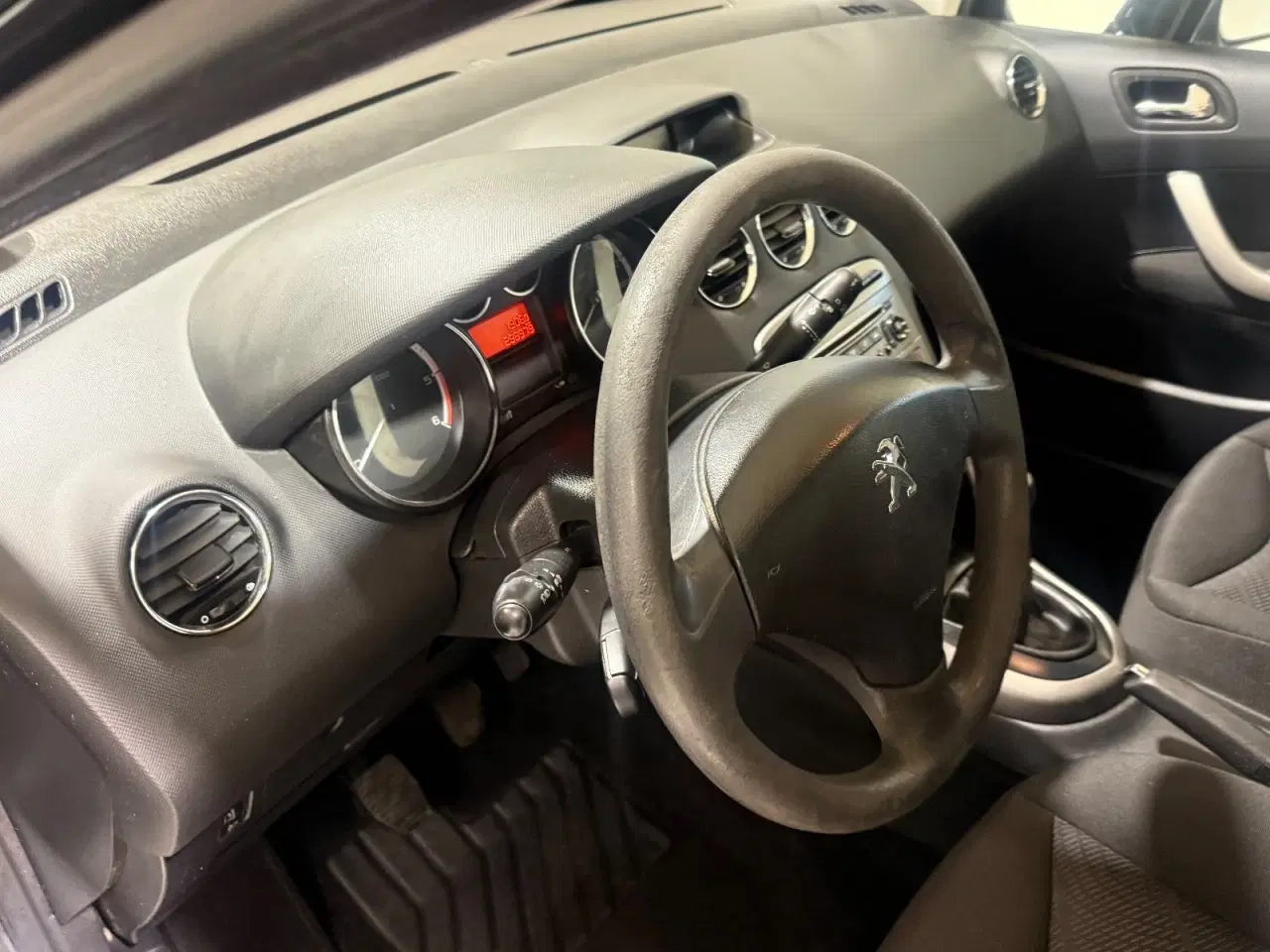 Billede 10 - Peugeot 308 1,6 HDi 90 Comfort+ stc.