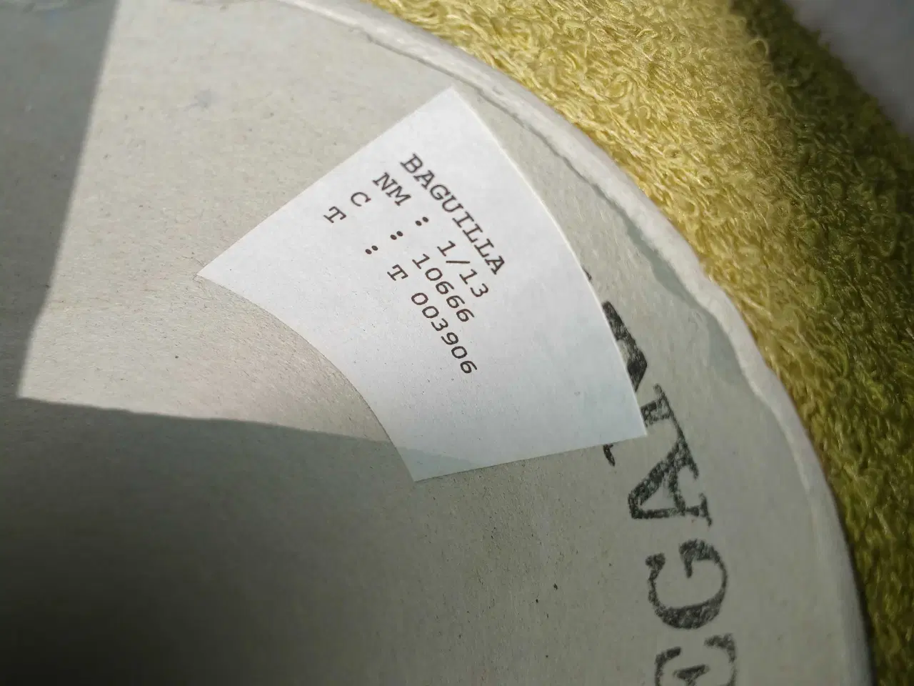 Billede 2 - Maskinegarn sælges