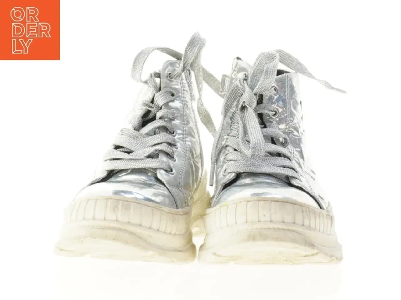 Billede 3 - Sølvfarvede høje sneakers fra Calvin Klein (str. 32)