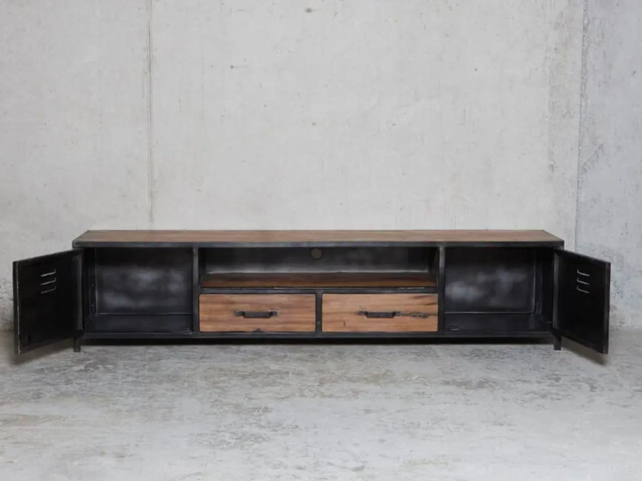 Billede 2 - Nyt Tv bord 200 Train