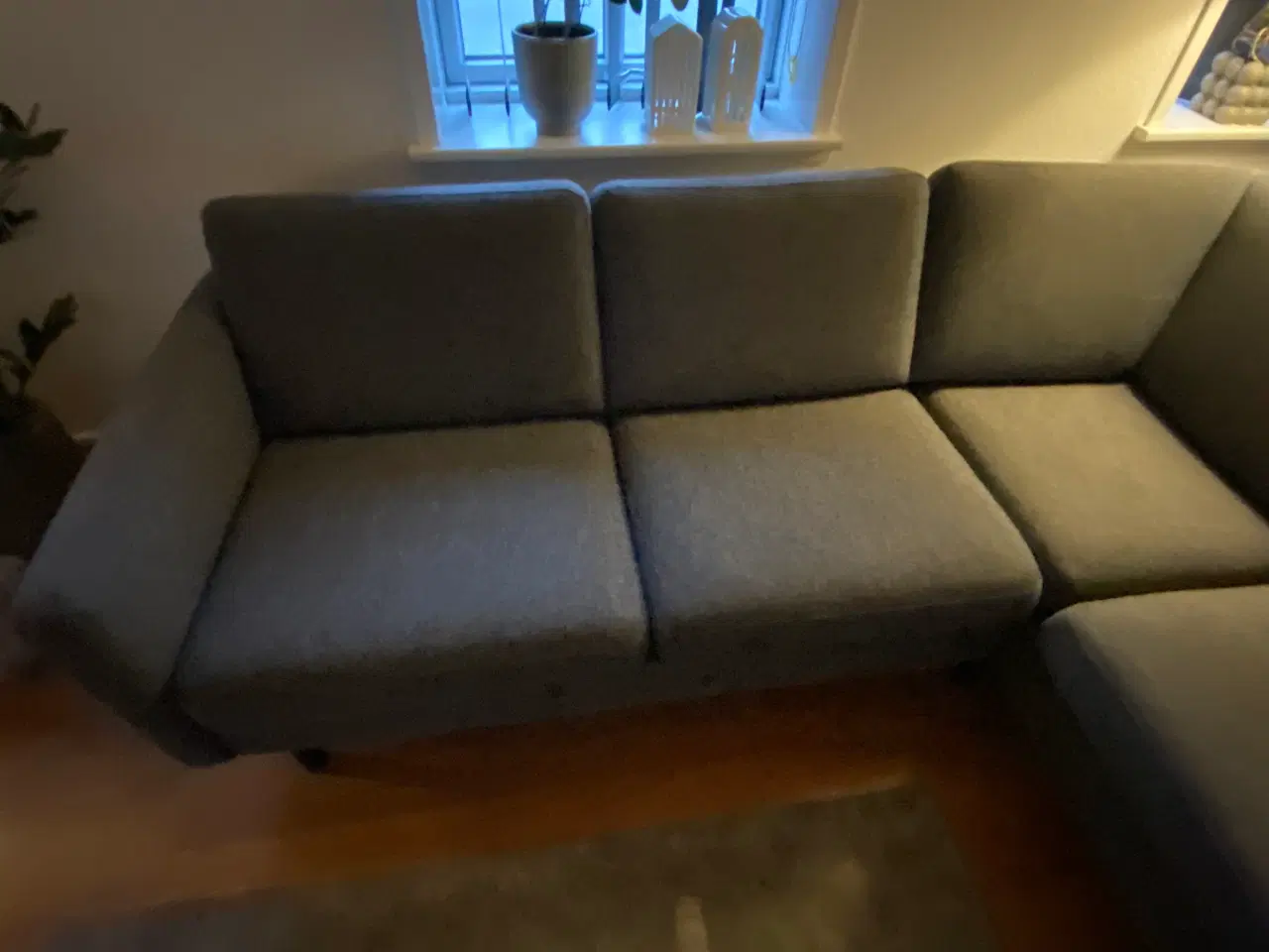 Billede 2 - Sofa med chaiselong