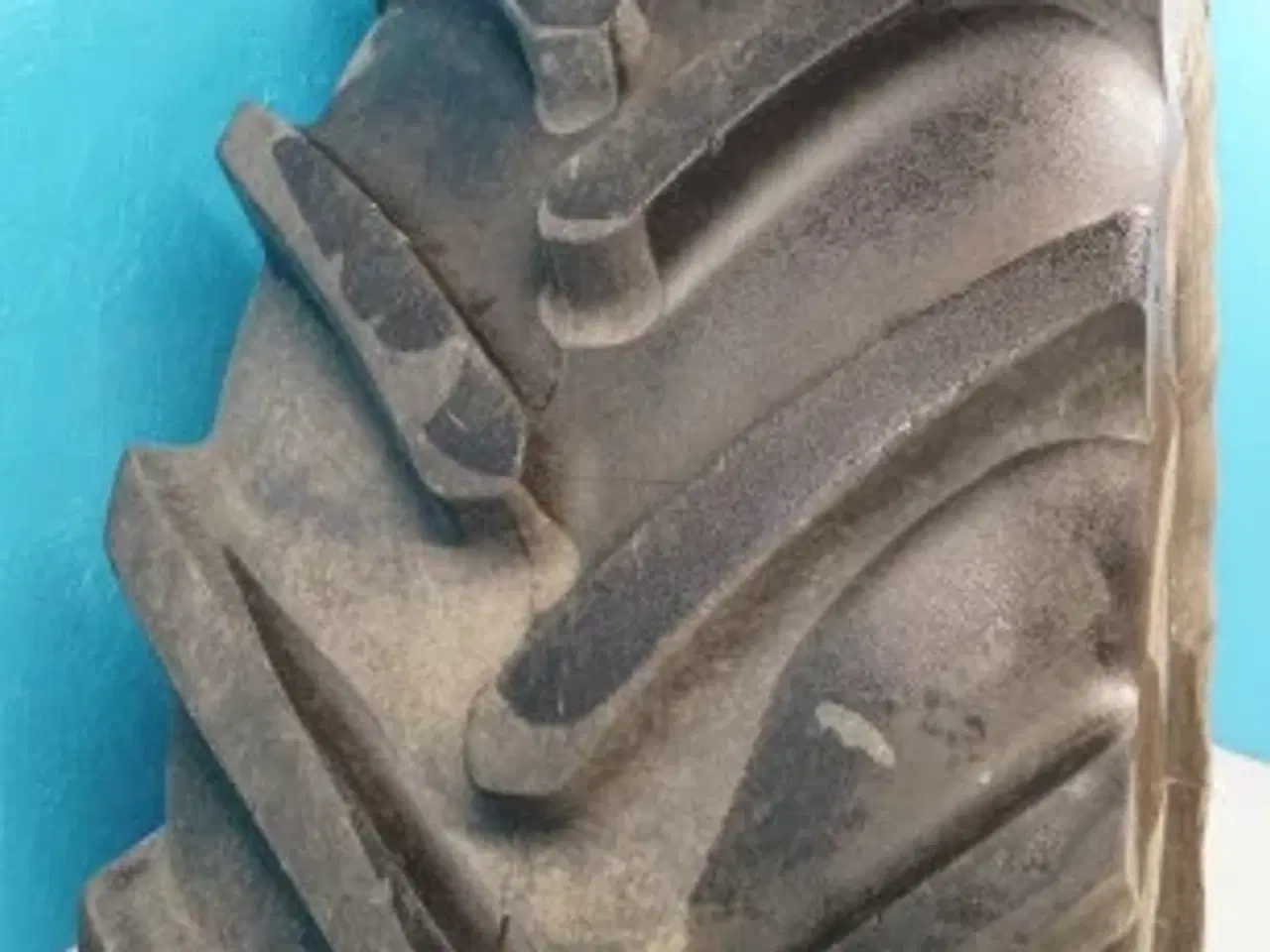 Billede 5 - 42" 650/65R42