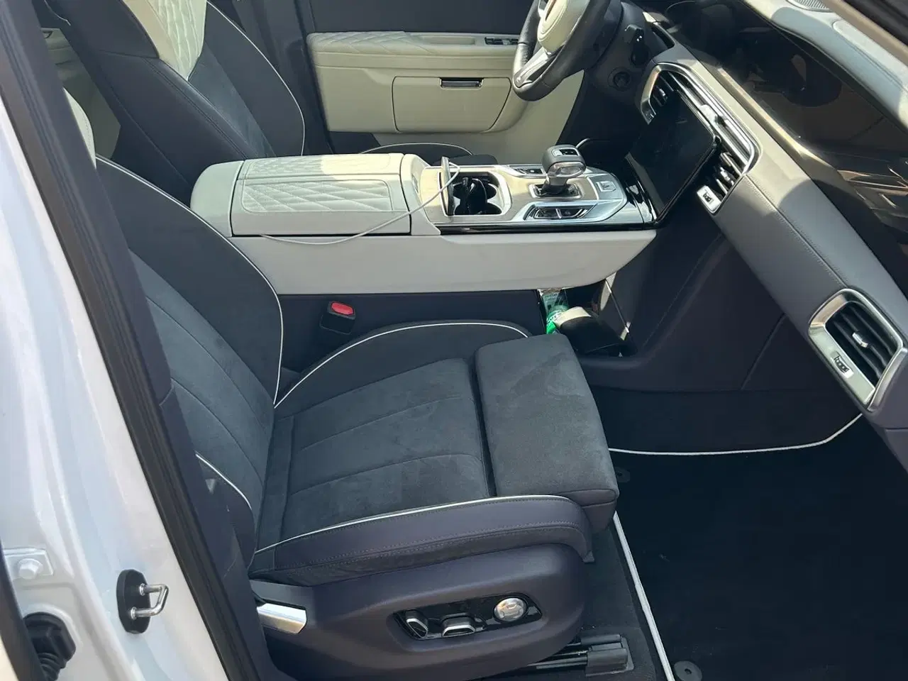 Billede 10 - Hongqi E-HS9 84 Comfort