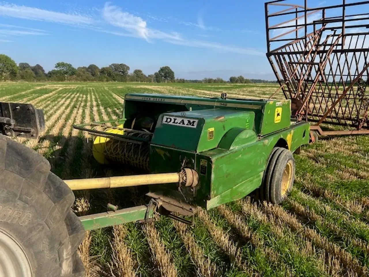 Billede 1 - Halmpresser Småballer, John Deere 342     