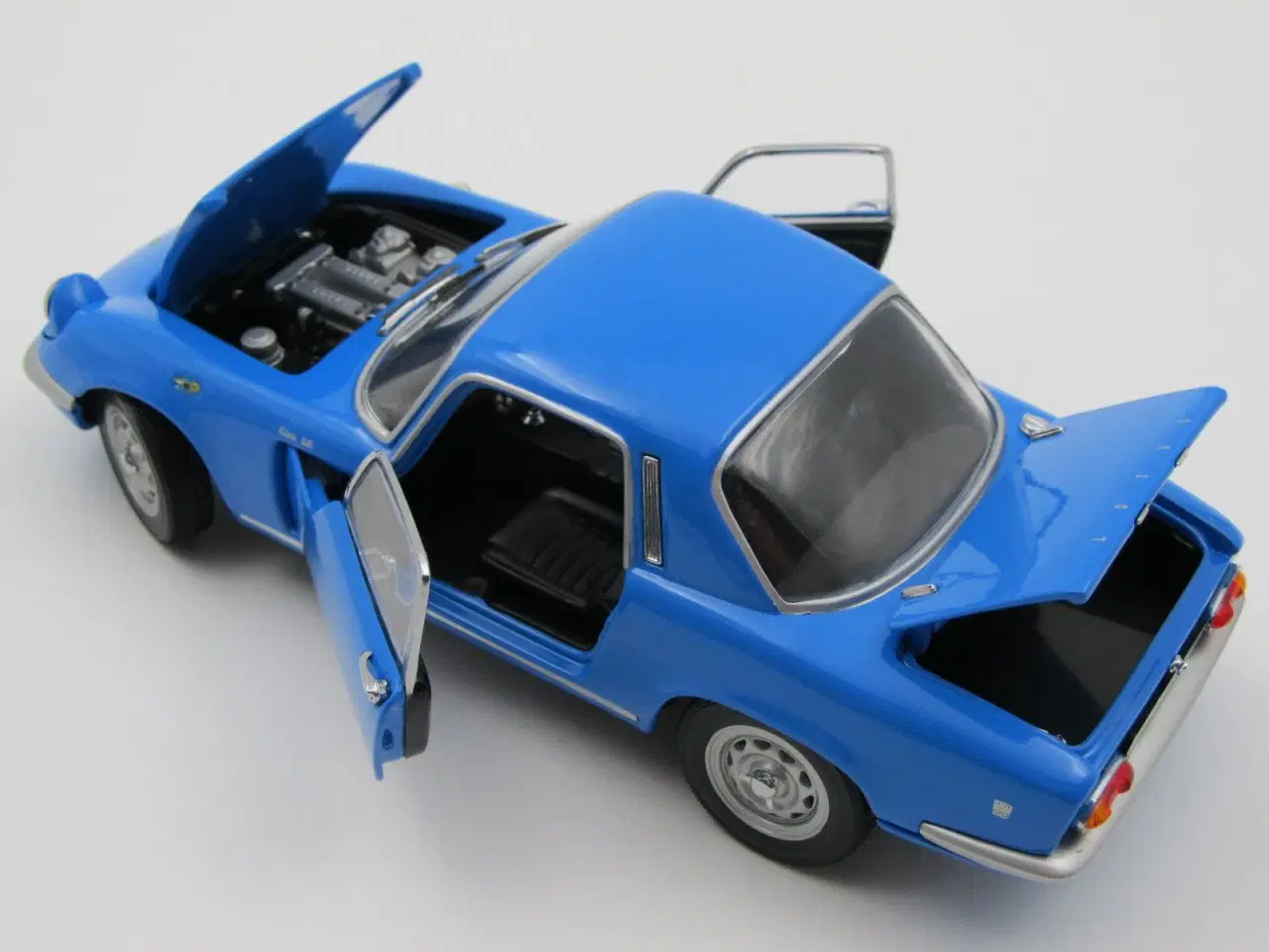 Billede 4 - 1966 Lotus Elan Coupe S3 1:18 